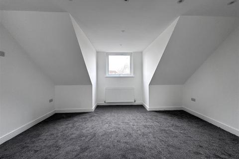 3 bedroom townhouse to rent, Portland Crescent, Grimethorpe