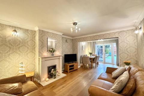 3 bedroom semi-detached bungalow for sale, Westacott, Hayes