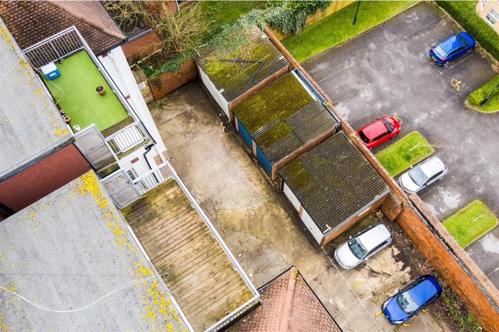 Beresford Court Garages -8.jpg