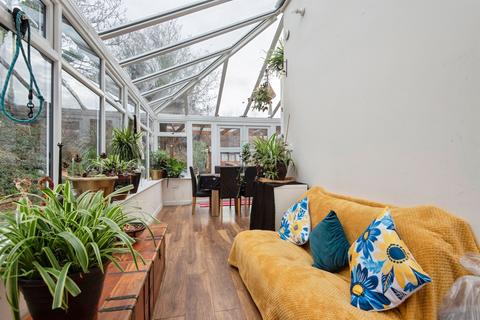 4 bedroom end of terrace house for sale, Brunswick Close, BIGGLESWADE