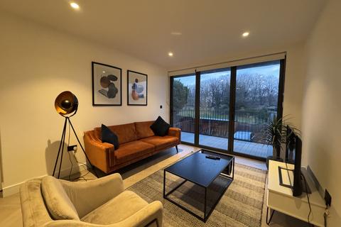 2 bedroom flat to rent, Durnsford Road, LONDON