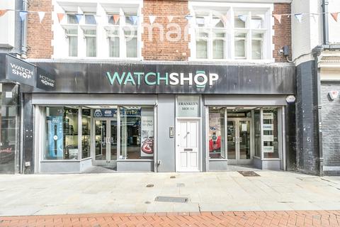undefined, Cross Street, Reading, RG1