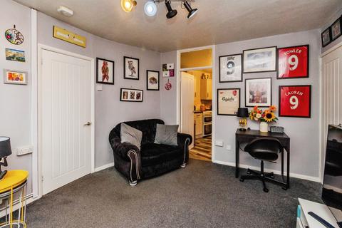 3 bedroom end of terrace house for sale, Red Lion Avenue, Norton Canes, Cannock