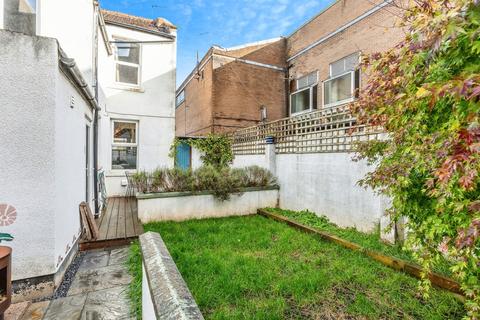 3 bedroom end of terrace house for sale, Ryde Road, Bristol