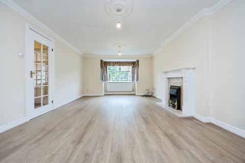 4 bedroom detached house for sale, Eagle Gardens, Bedford