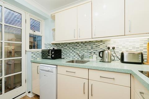 2 bedroom retirement property for sale, Ashdown Court, Cromer