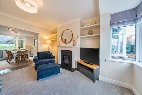 undefined, Roundhay Avenue, Leeds LS8