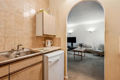 undefined, Homecross House, London, W4
