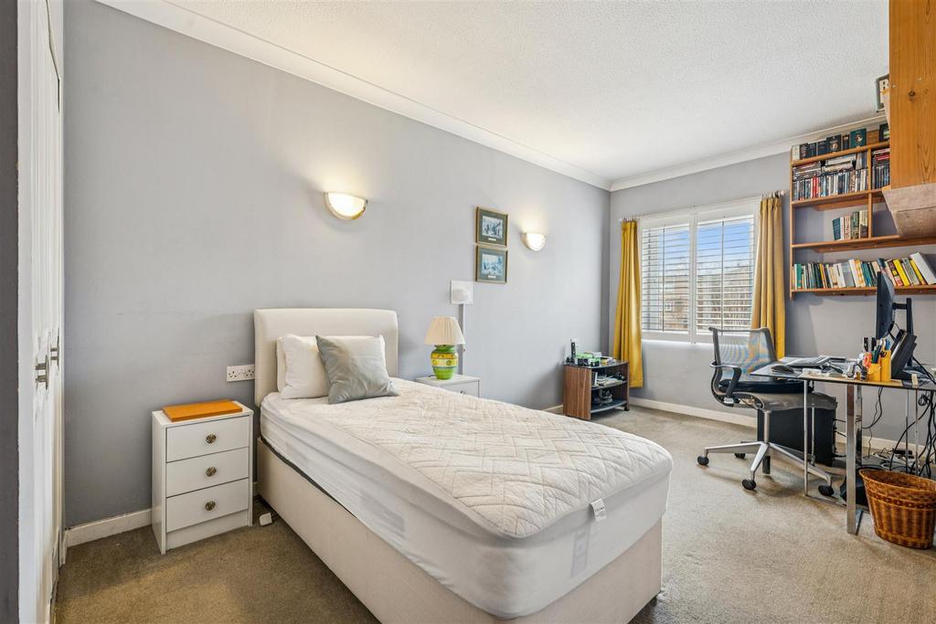 FOR SALE - Homecross House, W4
