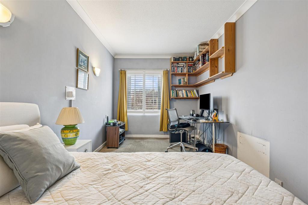 FOR SALE - Homecross House, W4