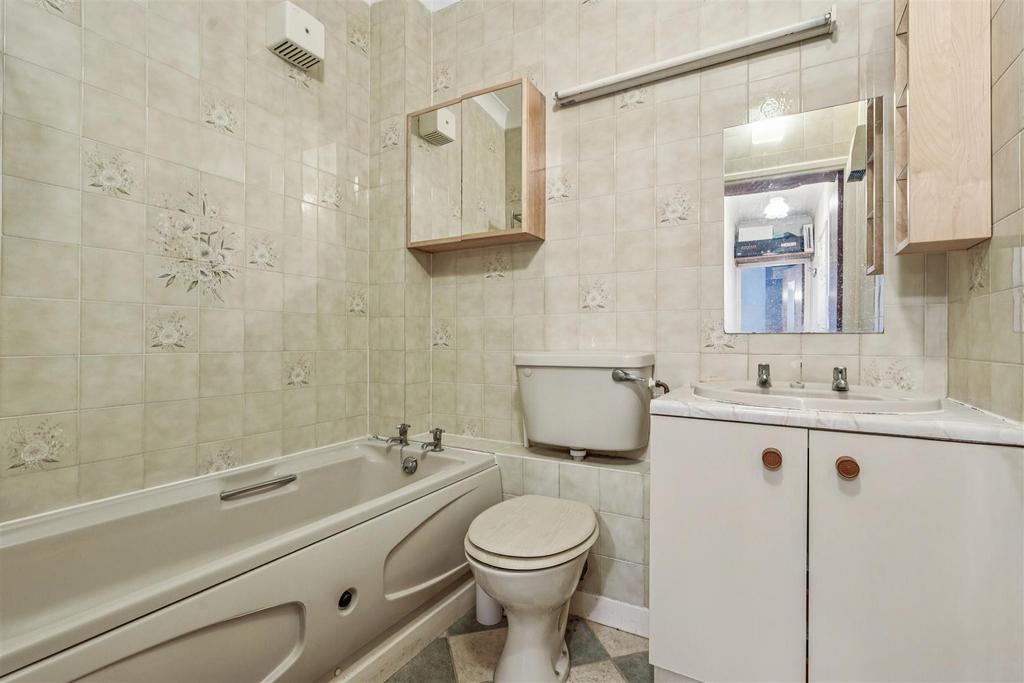 FOR SALE - Homecross House, W4