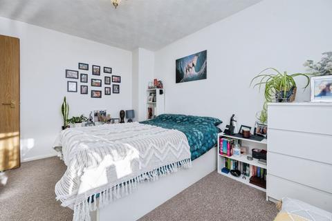 2 bedroom apartment for sale, Shakespeare Road, Bedford