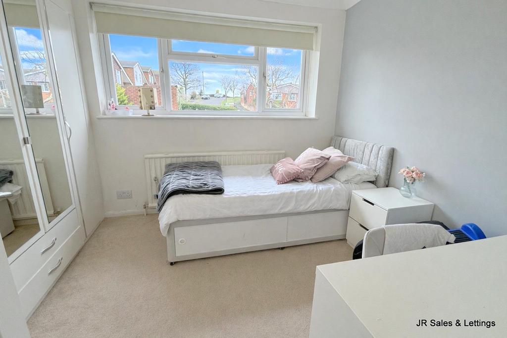 Bedroom 3.jpg