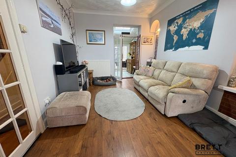4 bedroom end of terrace house to rent, 56 John Street, Neyland, Milford Haven, Pembrokeshire. SA73 1TH