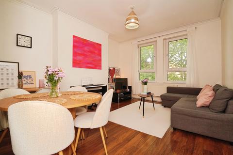 undefined, Roundhay Road, Leeds