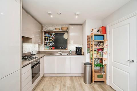 1 bedroom apartment for sale, St. Albans Road, Watford