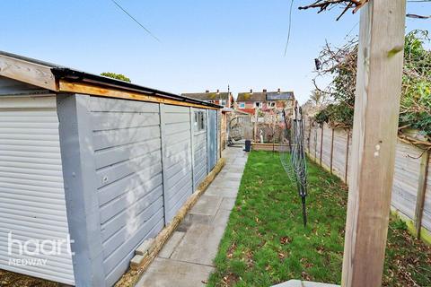 4 bedroom semi-detached house for sale, Mount Road, Rochester