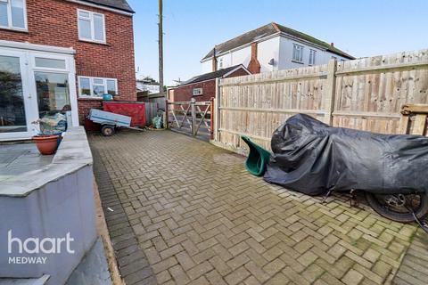 4 bedroom semi-detached house for sale, Mount Road, Rochester
