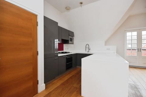 2 bedroom flat for sale, The Galleries, Warley, Brentwood