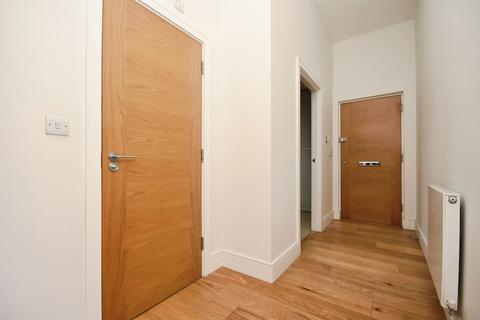2 bedroom flat for sale, The Galleries, Warley, Brentwood