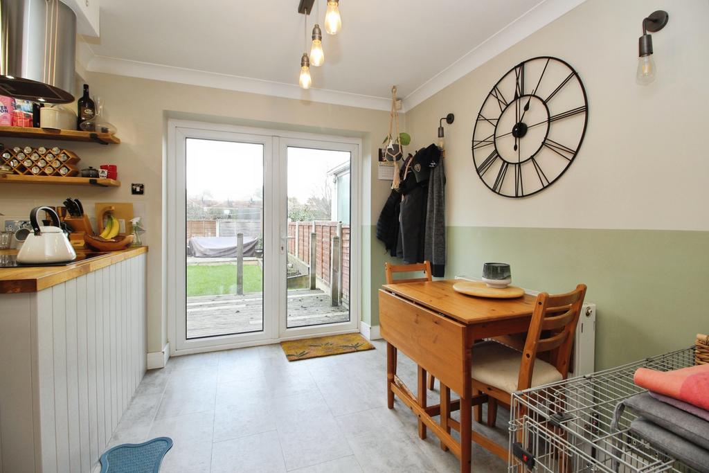 Kitchen/Dining Room