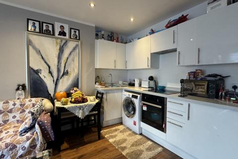 1 bedroom flat to rent, Hindes Road, Harrow, HA1