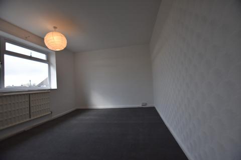 3 bedroom semi-detached house to rent, Gorse Green, Dogsthorpe, Peterborough, PE1