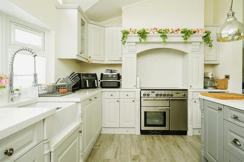 undefined, Heathfield, Bletchingdon, Kidlington