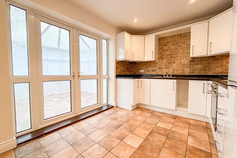 2 bedroom semi-detached house for sale, Glengarvan Close, Washington NE38