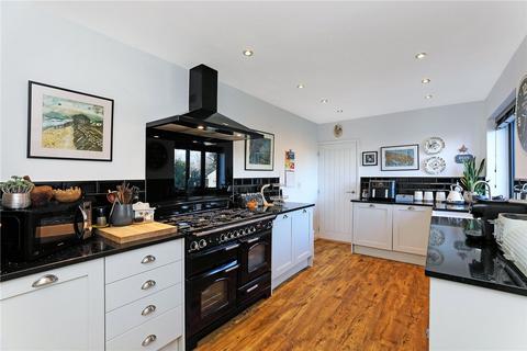 2 bedroom detached bungalow for sale, Pledwick Lane, Wakefield, WF2