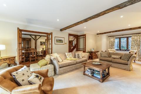 undefined, Middle Avenue, Farnham, Surrey, GU9