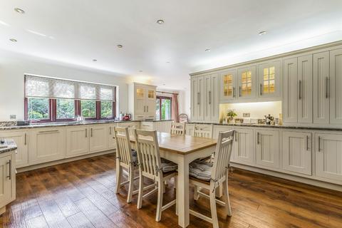 undefined, Middle Avenue, Farnham, Surrey, GU9