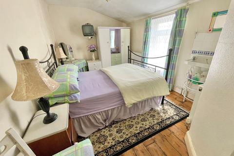 4 bedroom terraced house for sale, Fronks Road, Harwich