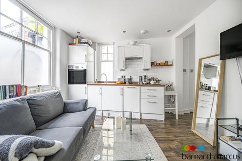 1 bedroom apartment for sale, Newton Street, London