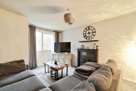 undefined, Frizley Gardens, BRADFORD
