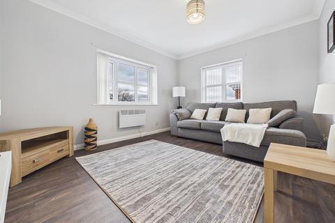 2 bedroom apartment to rent, Kells Lane, Gateshead NE9