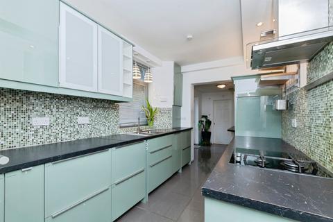 3 bedroom terraced house for sale, Walton Street, Leicester