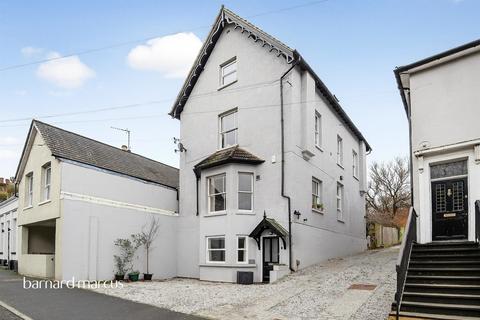 5 bedroom detached house for sale, Horsham Road, Dorking