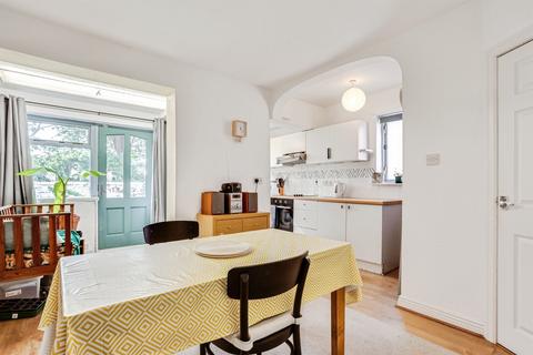 3 bedroom semi-detached house for sale, Welbeck Street, WAKEFIELD