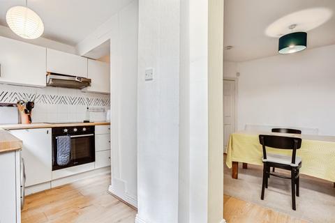 3 bedroom semi-detached house for sale, Welbeck Street, WAKEFIELD