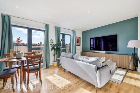 2 bedroom flat for sale, Enmore Road, London
