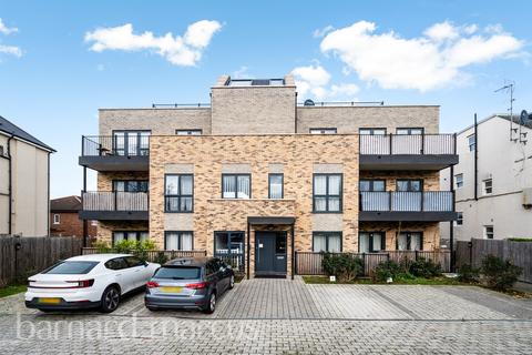 2 bedroom flat for sale, Enmore Road, London