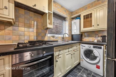 undefined, Montana Close, South Croydon