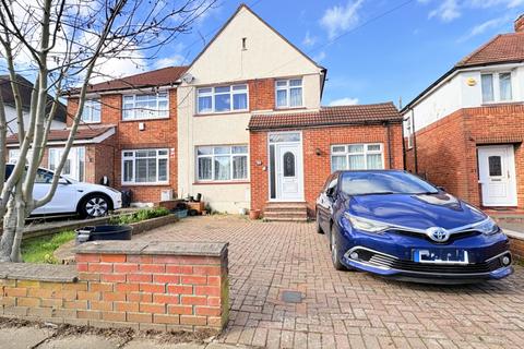 4 bedroom semi-detached house for sale, Ruislip, Greater London HA4
