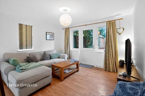 undefined, Tynemouth Road, London