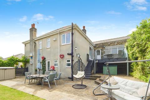 undefined, Roundwood Road, SHIPLEY BD17