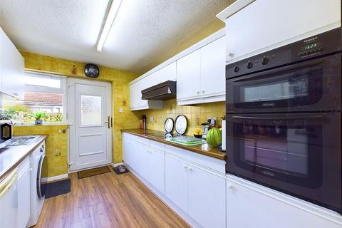 4 bedroom bungalow for sale, Kirton Lane, Thorne, Doncaster, South Yorkshire, DN8