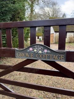 undefined, Grove Cottage, Frettenham Road, Hainford, Norwich, Norfolk NR10 3BW