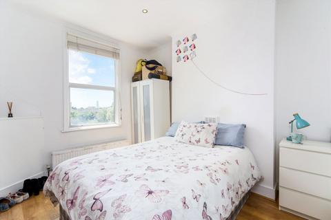 3 bedroom flat for sale, Hormead Road, London W9