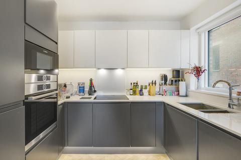 2 bedroom apartment for sale, Halo Court, Rookwood Way, London, E3